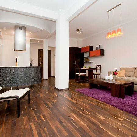 Downtown Apartment テッサロニキ エクステリア 写真